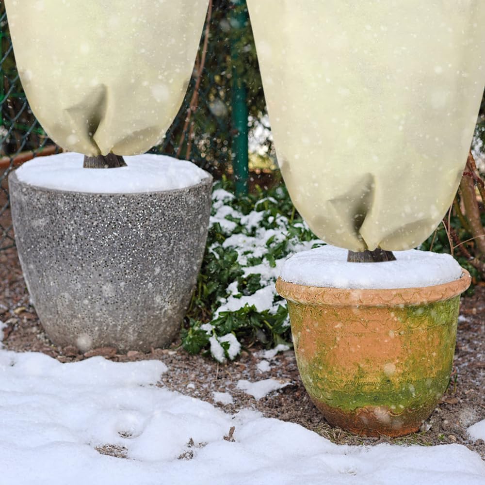 Non-woven Plant Warm Cover Bag Drawstring Zipper Winter Plant Protection Covers Fruit Tree Anti-Bird Cloth Large Frost Blanket