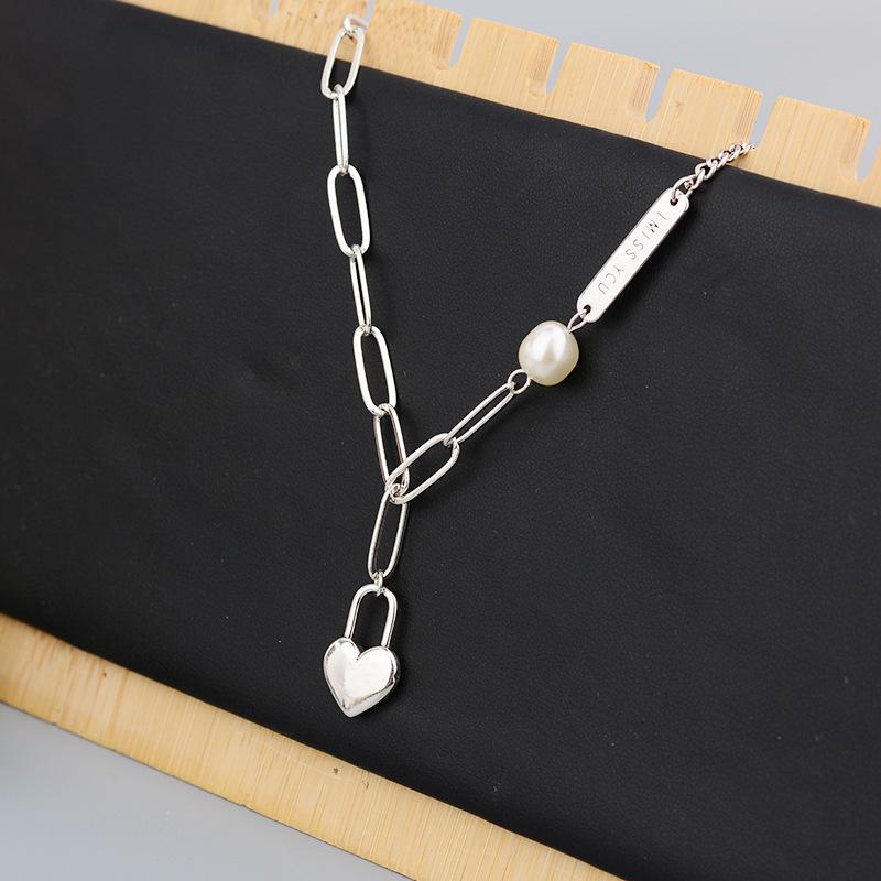 Heart-Shaped Necklace Women'S Personality Simple Hip-Hop Special-Shaped Pearl Letter Tag Love Lock Neck Chain