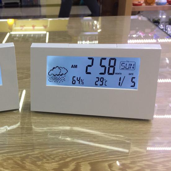 Электронные часы LCD, простые в использовании, многофункциональные, двухцветный модный дисплей, электрические часы для общежития