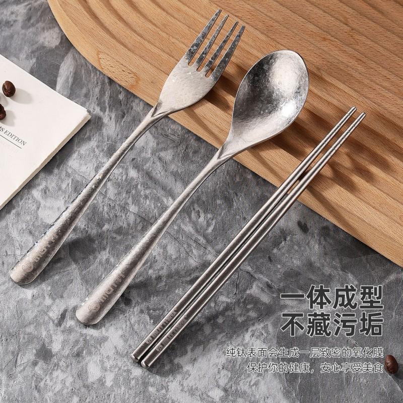Pure Titanium Portable Cutlery Set 4-Piece Spoon Fork Knife With Storage Box Lightweight Antibacterial Eco-Friendly Travel