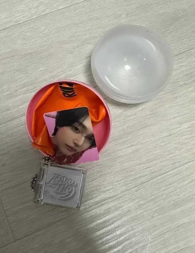 SM 30th Anniversary Skullcon Time Capsule Won Bin Full Set Used