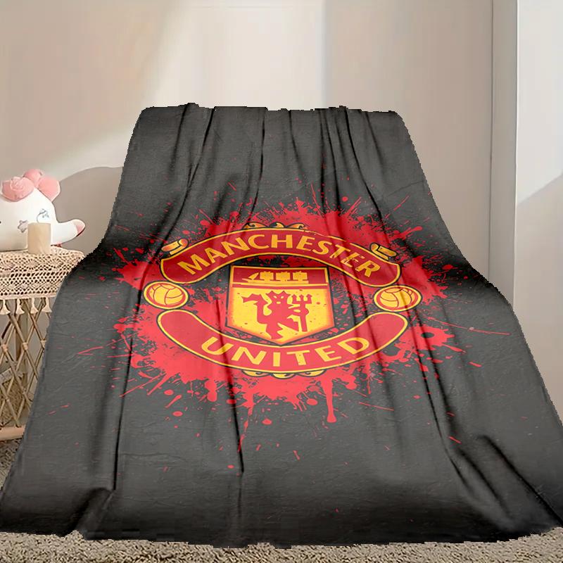 1pc Easy-Care Manchester United Manchester City Blanket, Perfect for Couch, Bed, Home, Travel & More, Warm & Durable Printed Blanket
