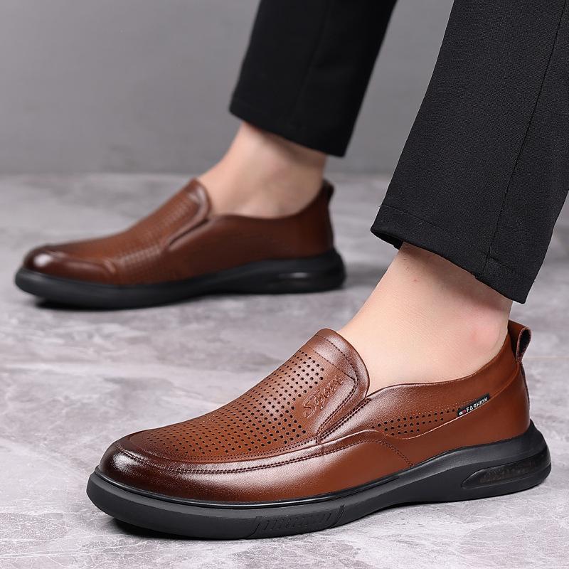 Мужская обувь 2025 новая дышащая полая модельная кожаная обувь мужские повседневные сандалии с отверстиями мужские 2025