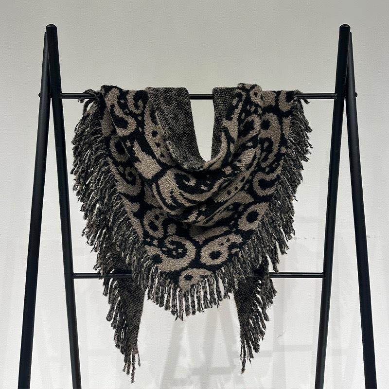New Tassel Scarf for Women Leopard Print Autumn and Winter New Wool Blended Triangle Scarf Shawl Retro Fashion Shawl