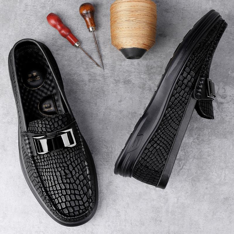Модные лоферы из натуральной кожи с металлической пряжкой, с узором крокодила, мужские слипоны, повседневная обувь для делового мужчины, стильная мужская обувь для вождения