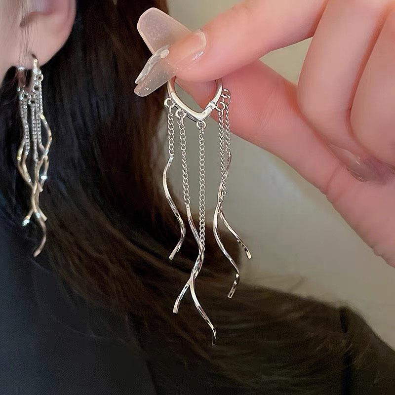 Блестящие серьги-кисточки, женские серьги с чувством высокого класса, легкие роскошные аксессуары для ушей в нишевом дизайне