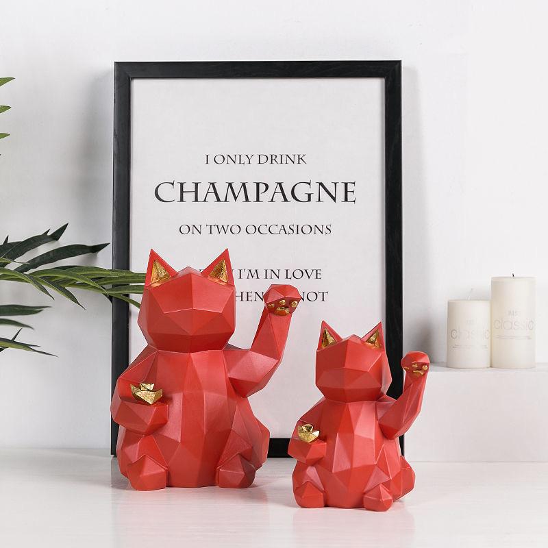 Lucky Cat Resin Figurine – Feng Shui Maneki Neko Desktop Decoration for Home & Office