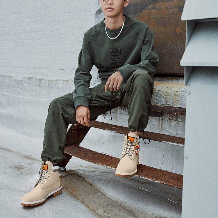 Timberland Ботинки Heritage на толстой подошве, 6 дюймов, 'Бежевый нубук с черным' A2M5BW