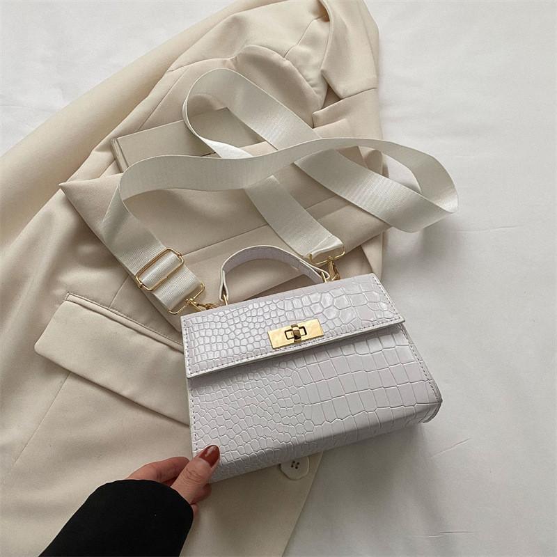 Trendy Women's Bag 2023 Spring New Arrival Minimalist Design Casual Commuter Fashion Shoulder Crossbody Bag