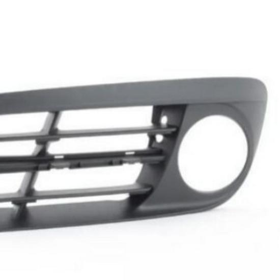 Решетка окантовки противотуманной фары BMW 5 серии F18 (51117331729/51117331730)