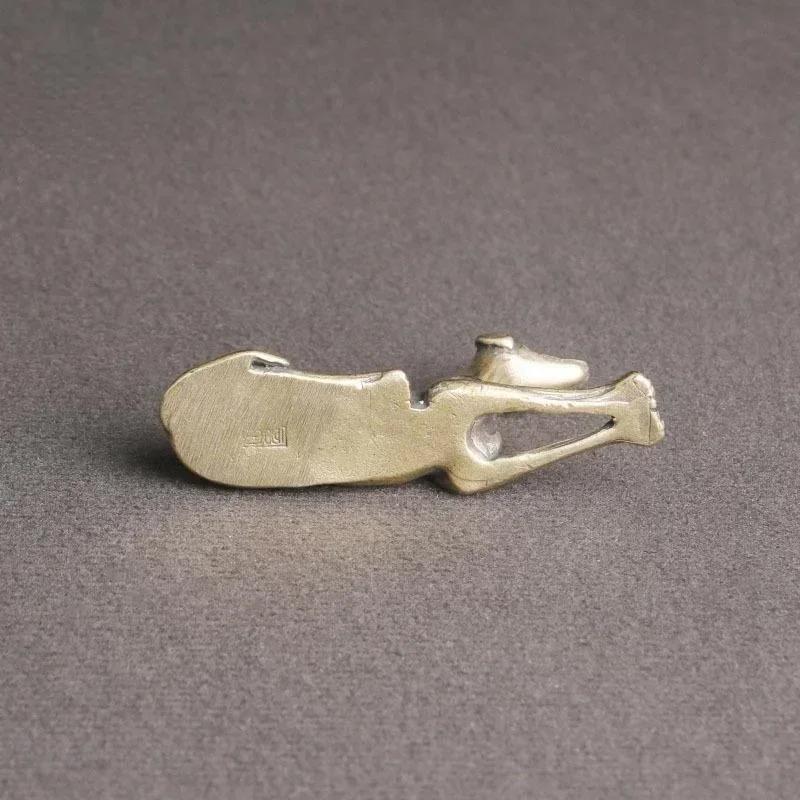 Винтажная латунная фигурка охотничьей собаки, лежащая на полу, настольное украшение, статуэтка животного со знаком зодиака, чайное домашнее украшение, аксессуары для рукоделия