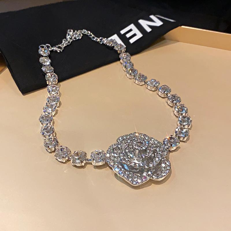 Роскошный комплект из европейских и американских бриллиантовых подвесок и серег - элегантные универсальные ювелирные изделия