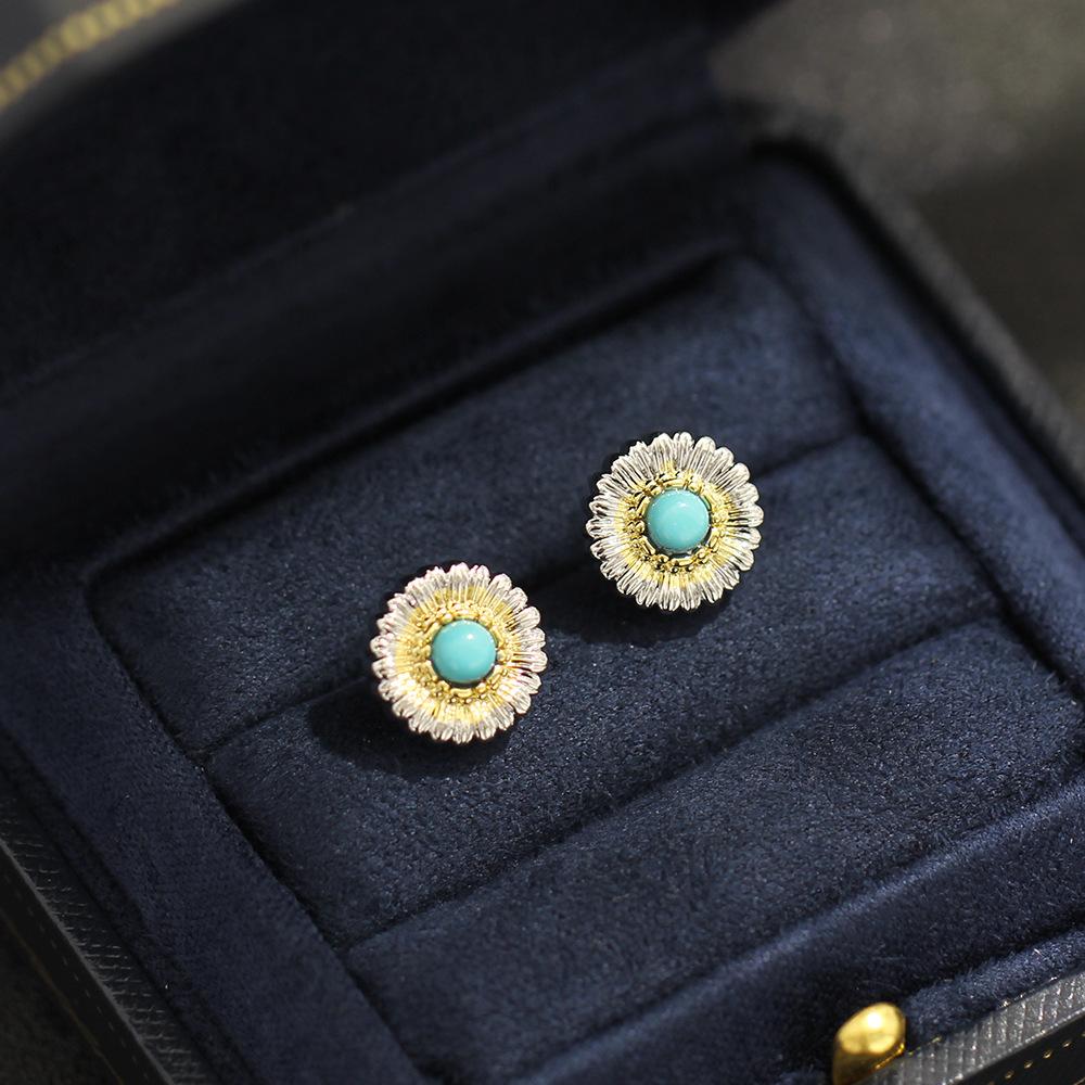 French temperament 925 silver needle daisy earrings women's ins high-end sense four-color small flower optimization stone stud earrings and earrings a