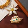 Vintage Women Creative Middle Starfish Conch Pearl Crystal Brooches Exquisite Classic Lady Sea Animal Rhinestone Badges Pin Gift