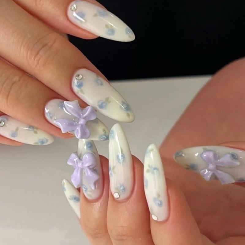 24Pcs Y2K Pink French Press On Nails 3D Metallic Silver Star Butterfly Almond False Nails Sweet Cool Wearable Manicure