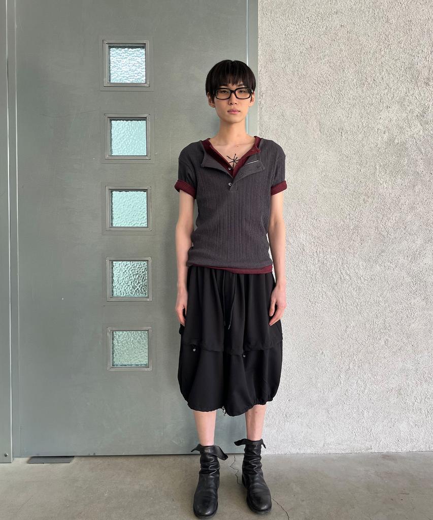 PARADIGMFILM [Ep.02] Slub Layered Henley Neck Knit Top (Charcoal)