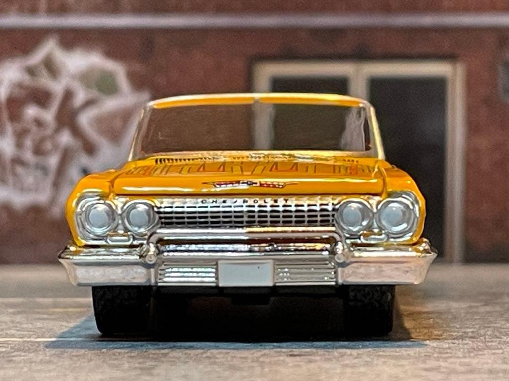 Greenlight 1/64 1963 Chevy Impala Кабриолет