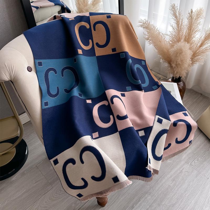 Fashion Color Matching Alphabet Imitation Cashmere Scarf, Versatile In Autumn And Winter, Thickened Fringed Shawl, Warm Scarf, Advanced Sense
