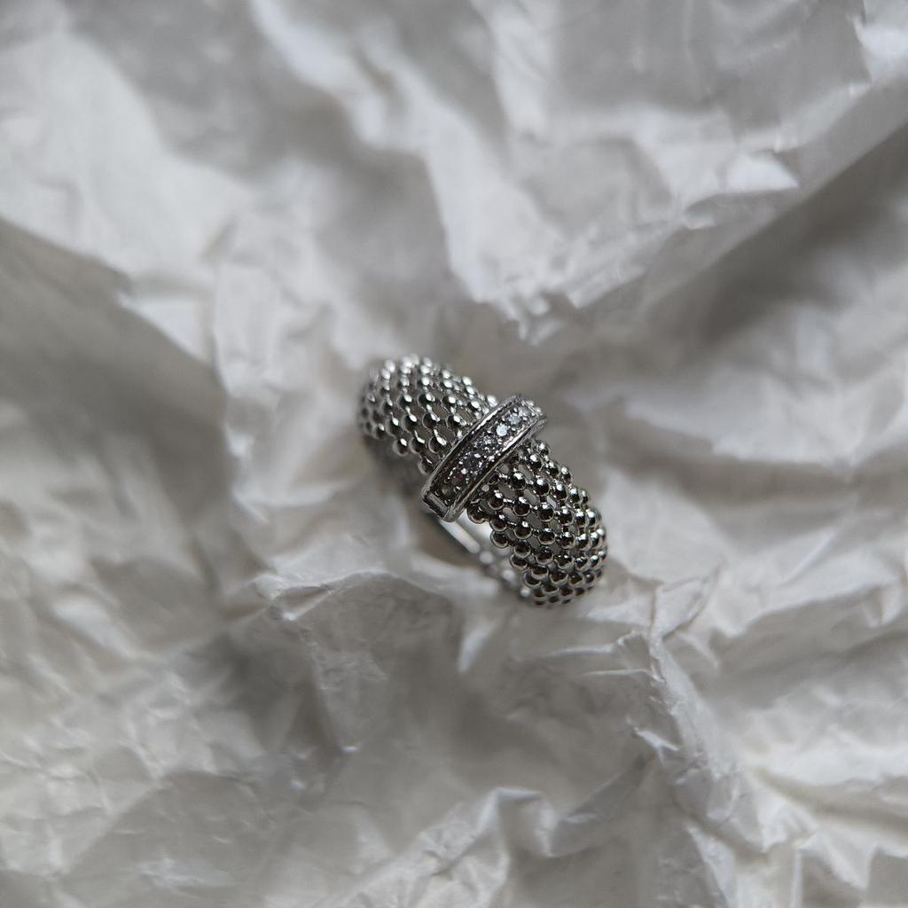 Серебряное кольцо с фианитами, вес изделия 5,08 гр (2184096)