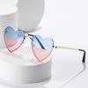 Internet celebrity peach heart decorative sunglasses women's new metal personality trendy glasses fashion wear heart sunglasses