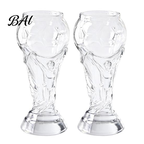 Football Celebration Mug 2Pcs Trophy Beer Mug, Clear Tall Glass, Football-Themed Stein, Sports Fan Glass Drinking for Game Day Parties BBQ Bar