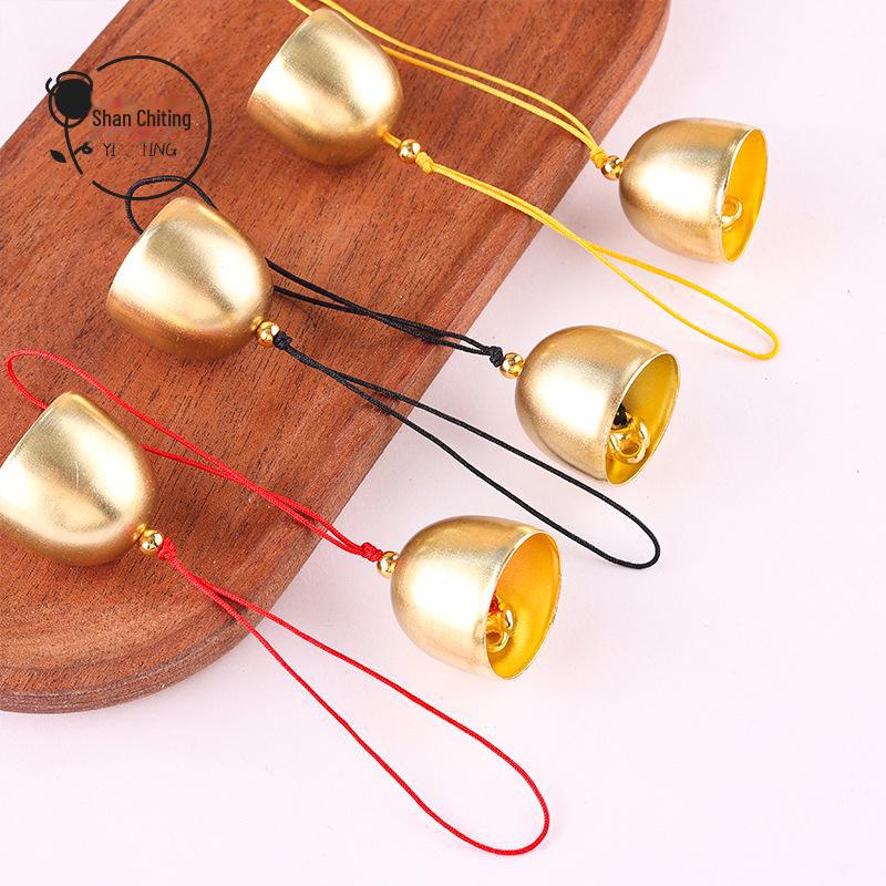 Рождественские колокольчики, подвески для ветров и дверей - аксессуары для самостоятельного изготовления