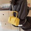 Versatile Simple Commuter Portable Bowling Bag Female Korean Version 2025 New Popular High-end Shoulder Messenger Bag