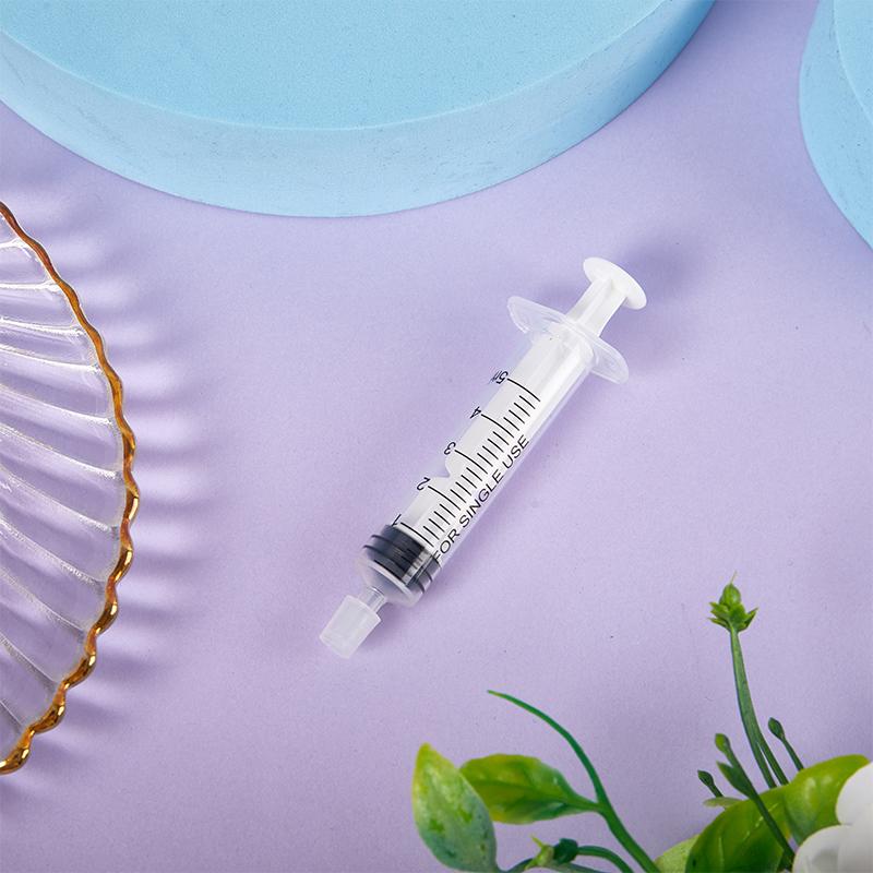 2 шт. пластиковый диффузор для духов, шприц для дозирования, необходимые косметические инструменты