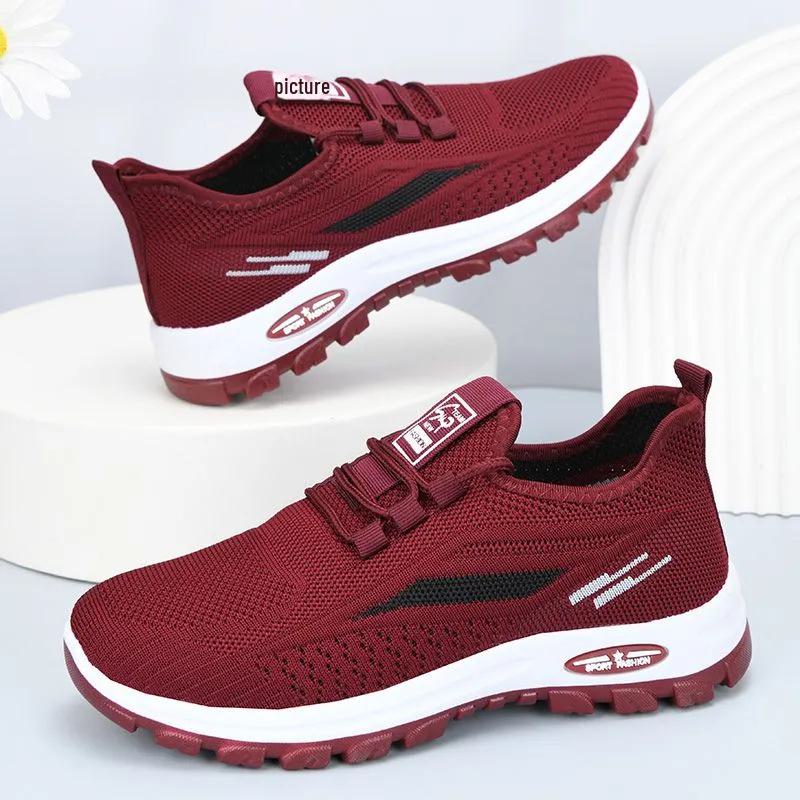 2024 Новые осенние дышащие туфли из ткани Old Beijing: Нескользящая, мягкая подошва для комфорта. Идеально подходит для женщин, пожилых людей, матерей.