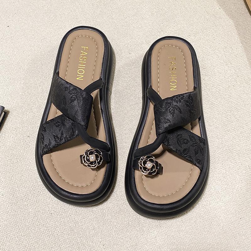 Набор шлепанцев с пальцами женская верхняя одежда лето 2025 новая мода французский кэжуал толстая подошва средний каблук пляжные римские супер огненные сандалии