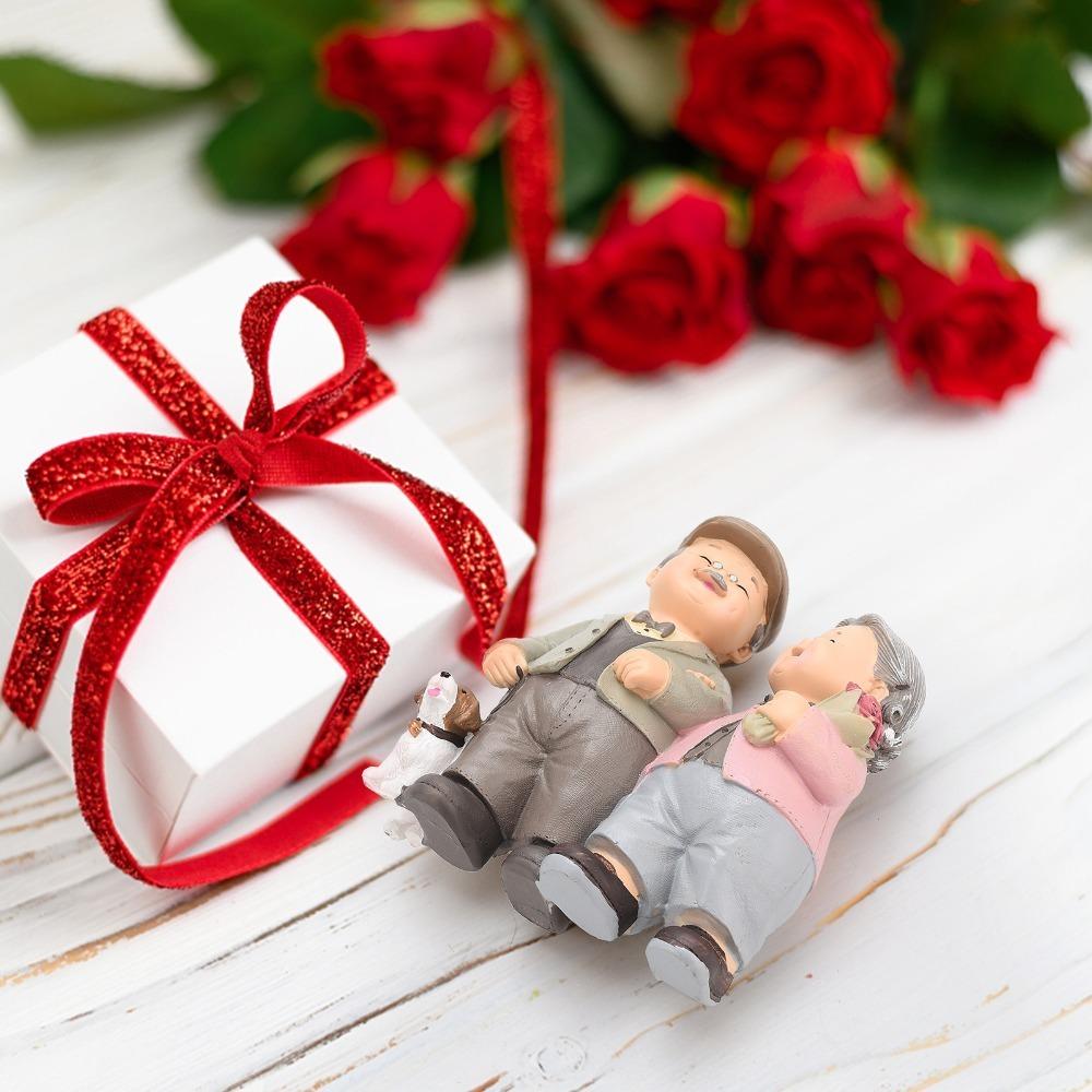 5in Grandpa Grandma Cake Making Statue Couple Anniversary Tabletop Decor  Study Desk Display Piece