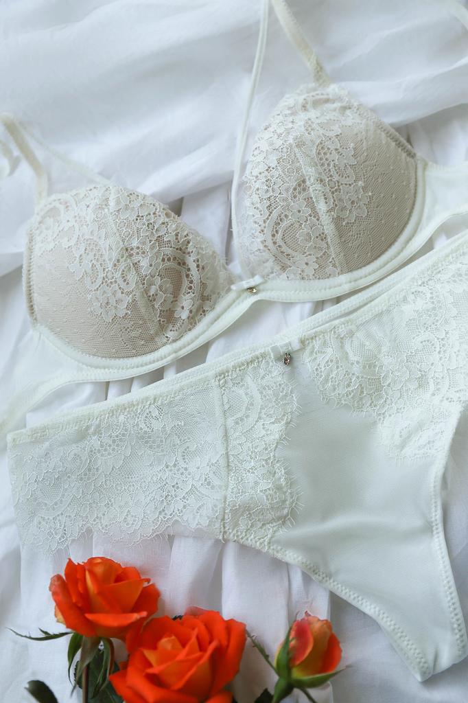Бюстгальтер с уплотнённой чашкой Rosme (74988)