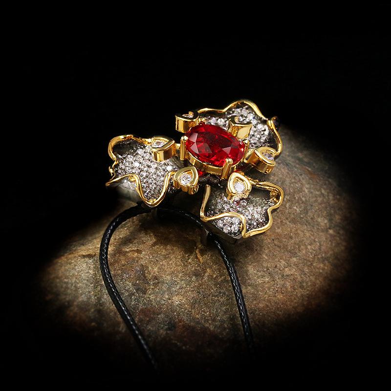 Black and Gold Two Color Flower Diamond-inlaid Womens Necklace Pendant