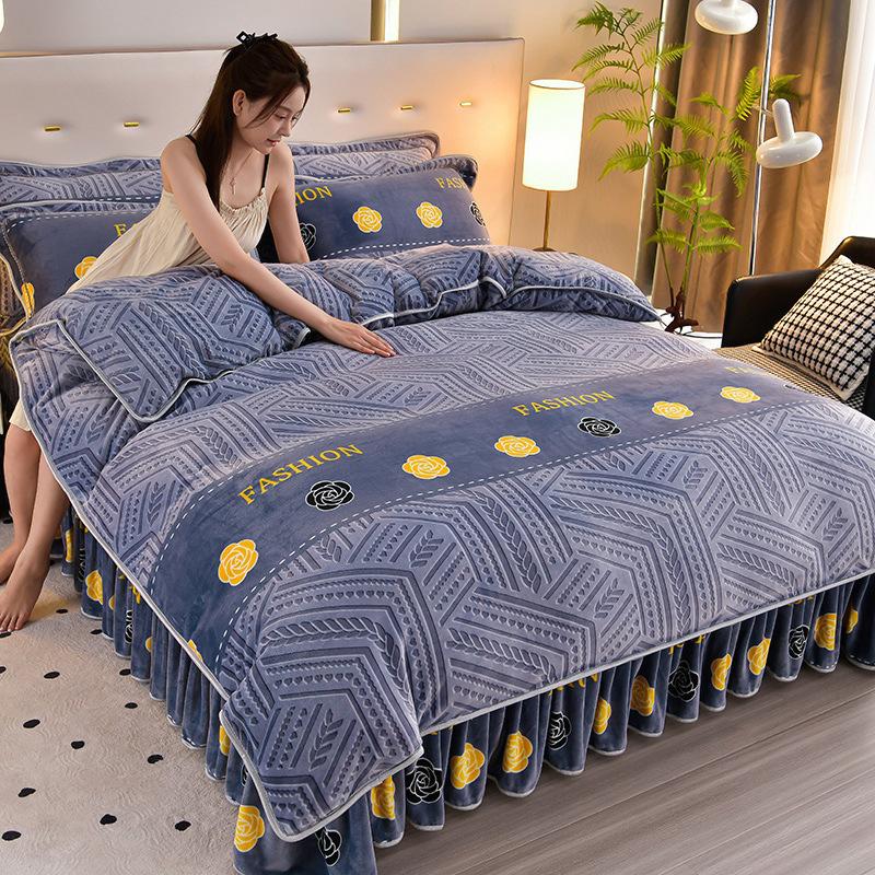 Light luxury high-end thickened milk fleece four-piece set, winter warm quilt cover, double-sided coral fleece anti-static three-piece set