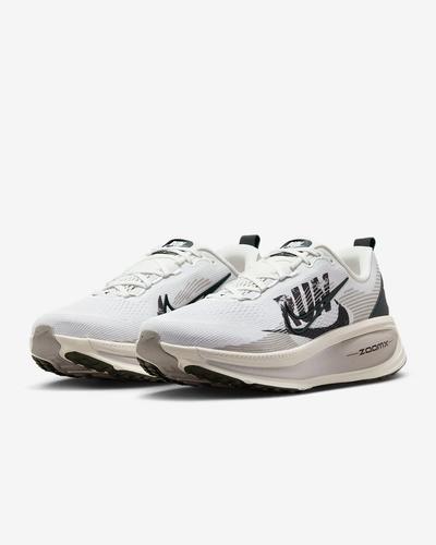 Nike Vomero 18 Running shoes IB5726-100 Men's White Size