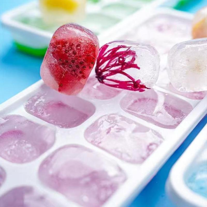 14 Cube Easy Release Silicone Ice Tray Mold with Lid for Refreshing Drinks