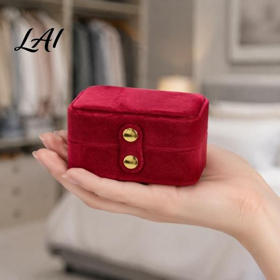 Velvet Earring Case Portable Ring Box Case Simple Jewelry Multi Slot Style Metal Snap Closure Organizer for Rings And Earrings Compact Travel