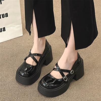 Модные белые туфли-лодочки Y2K на высоком каблуке для женщин 2024 года на толстой платформе Туфли Мэри Джейн для женщин Милые милые туфли в стиле Лолиты с пряжкой в форме сердца