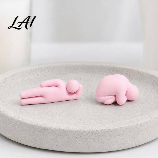 Anthropomorphic Art Pieces 8Pcs Mini Sports Figurines Minimalist Abstract Human Statues with Multi-Poses Modern Office Decor Stress Relief Desk for