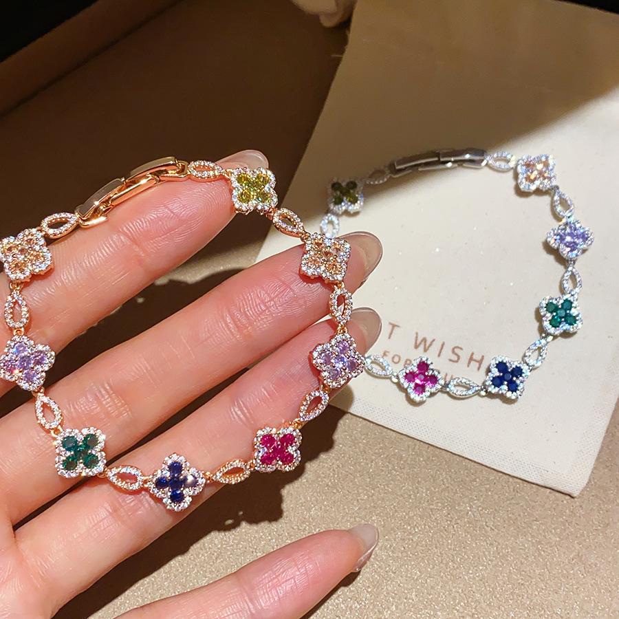 18K Real Gold Plated Zircon Lucky Four-Leaf Clover Flower Minimalist Buckle Bracelet, High-End Versatile Bangle Fashion Jewelry