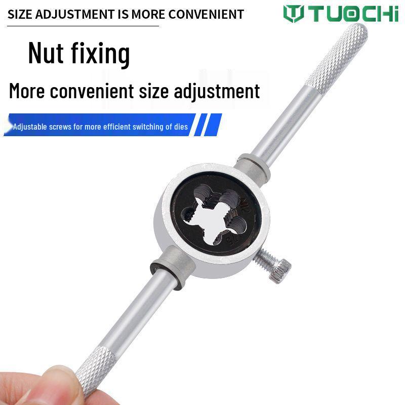 Набор ручных метчиков и плашек с метчиком для нарезания резьбы и ключом