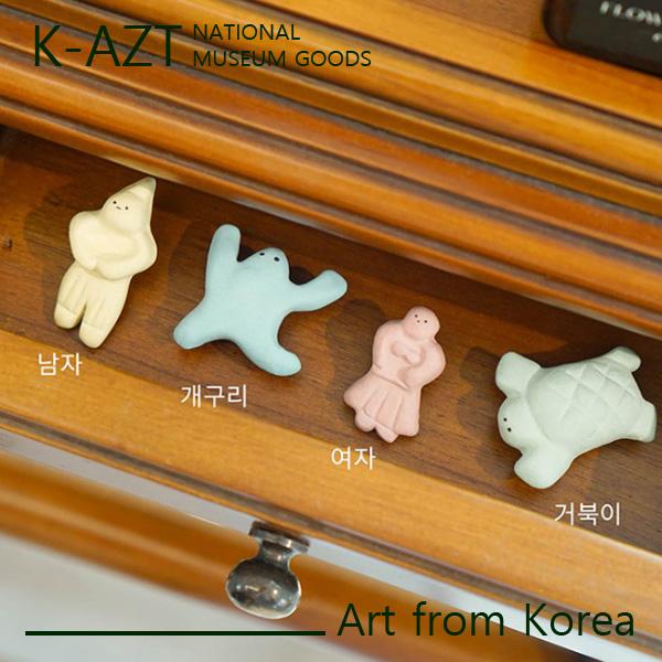 Silla Clay Figurine Magnet Set – 2024 MU:DS Design Award Winner