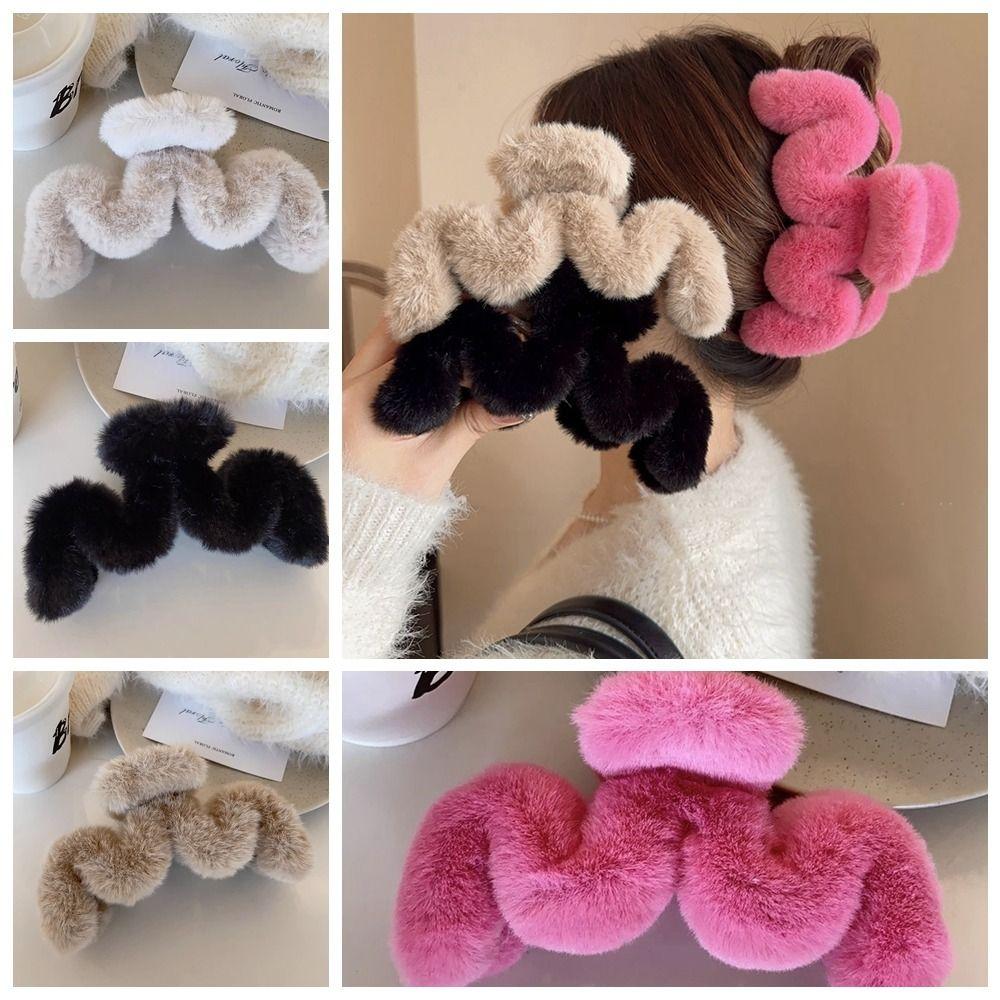 M-shaped Hair Clip Geometric Large Shark Clip Cute Plush Hair Claw Streetwear