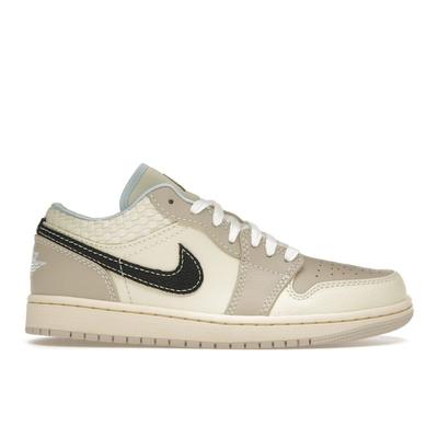 Air 1 Low SE Sanddrift Glacier Blue женские кроссовки кремово-черный муслин HQ3440-101