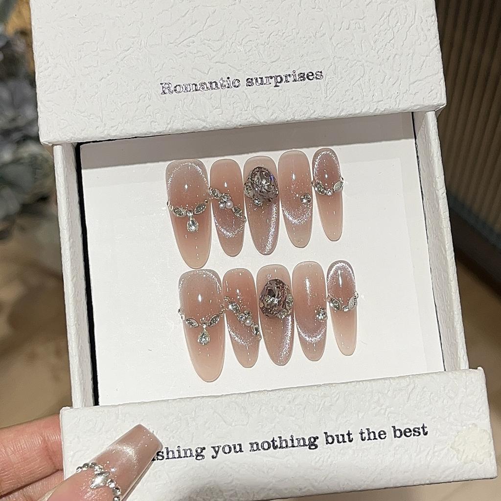 Gentle, Pure and Lustful Feeling, Blush Irregular Smile, Cat Eyes, Boutique Wear Armor