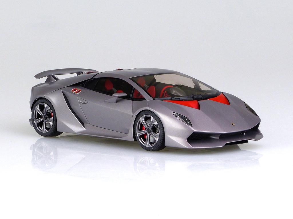 Aoshima Bunka Kyozai Серия Суперкаров 21 Lamborghini Sesto Element Пластиковая Модель 1/24 №