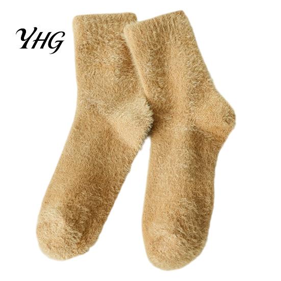 Winter Warm Crew Socks Thickened Imitation Mink Velvet for Women, Soft Plush Socks, Thermal Non Slip Hosiery Solid Color Cozy Home Indoor Living Room