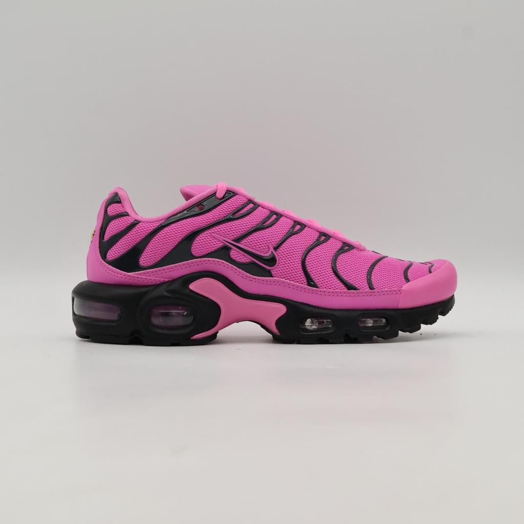HJ9743-601 Nike Air Max Plus Черный Розовый (Женский)