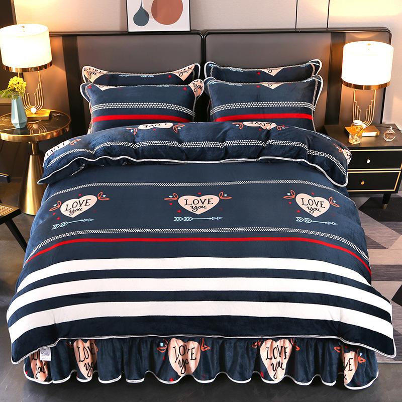 Комплект из 4 предметов плюшевого осенне-зимнего комплекта из утолщенного теплого флиса, простыни, пододеяльника с принтом, подзора для кровати, комплект для дома