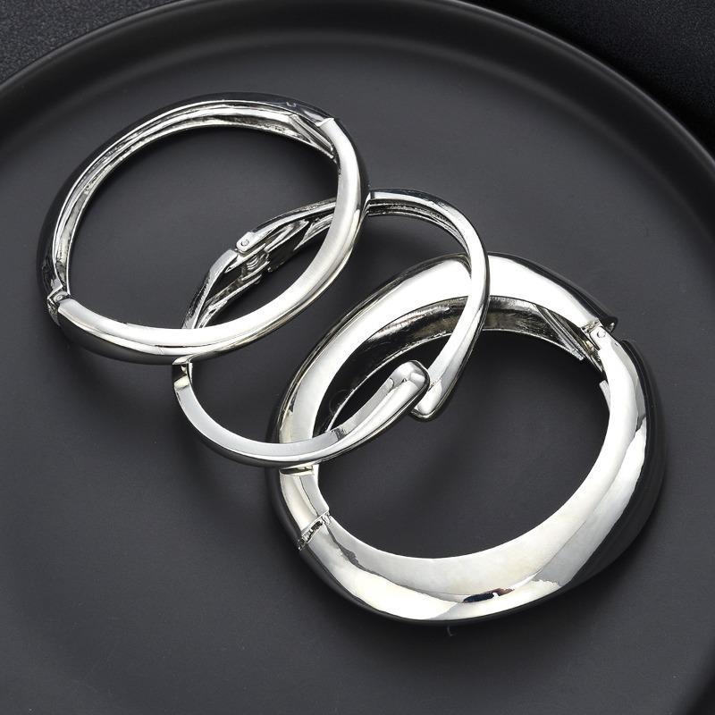 Stainless Steel Glossy Teardrop Cuff Bangle Set For Women Trendy Exaggerated Geometric Chunky Metal Bracelets Punk Rock Jewelry
